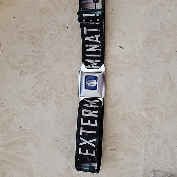 Doctor Who Buckle-Down Belt - Picture 4 of 7